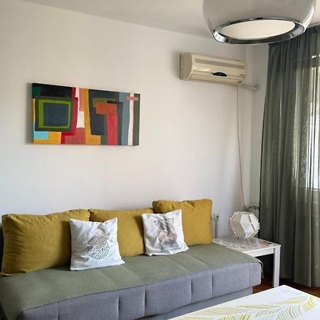 Cosy Apartment In The Heart Of 斯科普里 外观 照片
