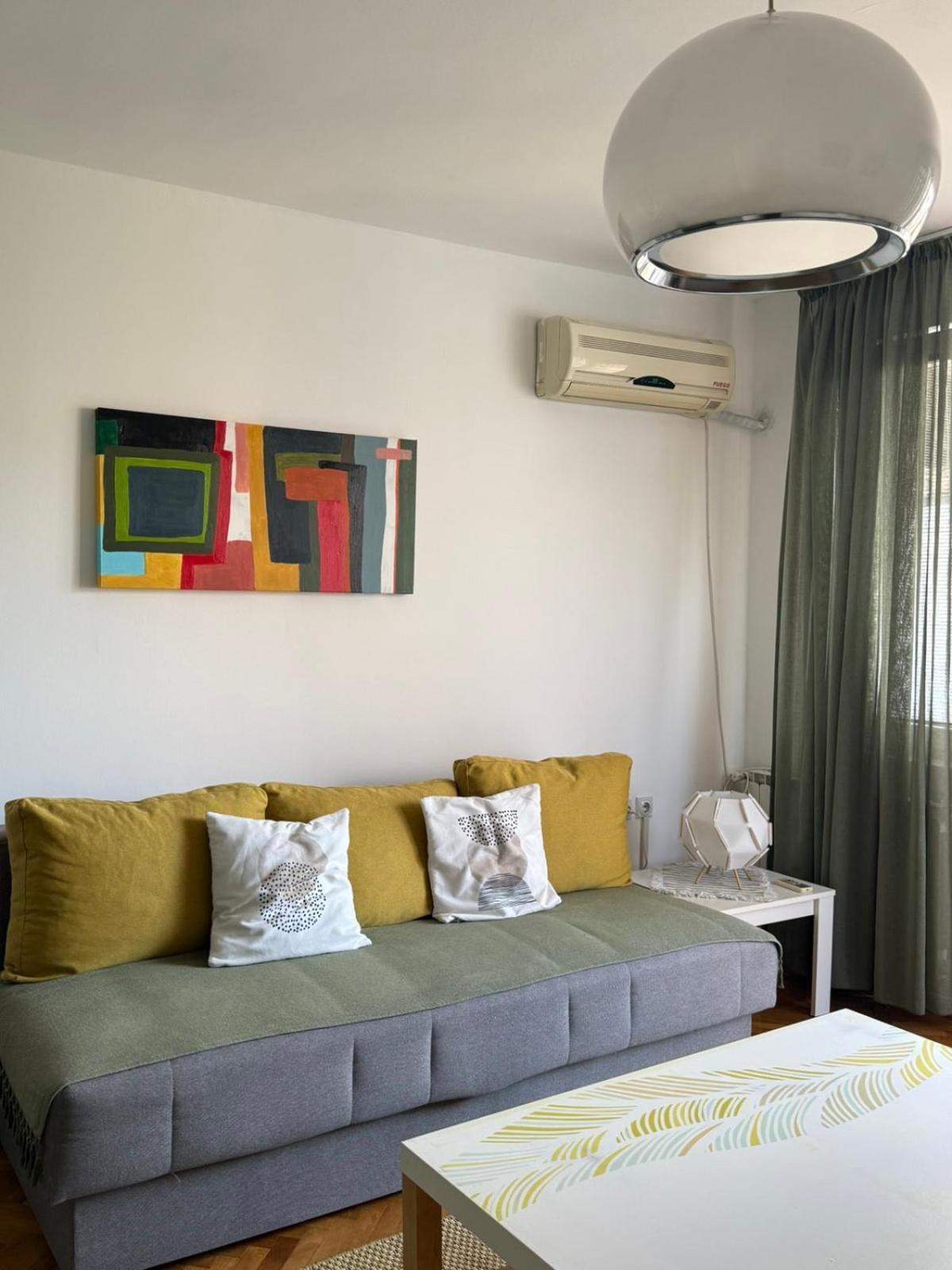 Cosy Apartment In The Heart Of 斯科普里 外观 照片